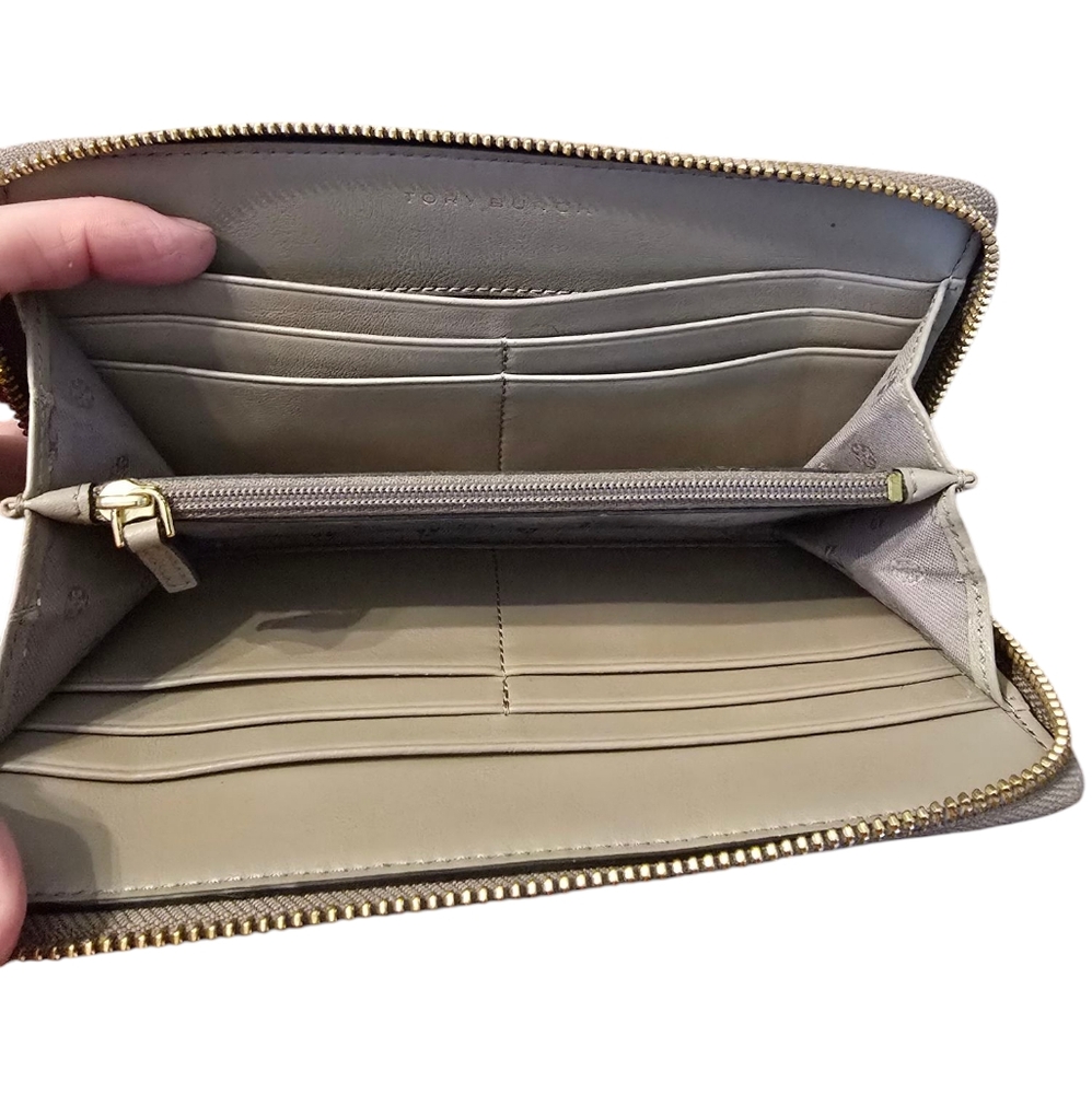 Tory Burch RARE Peace Dove Half Moon Satchel & Wallet Set With Dustbag In EUC - Picture 6 of 16